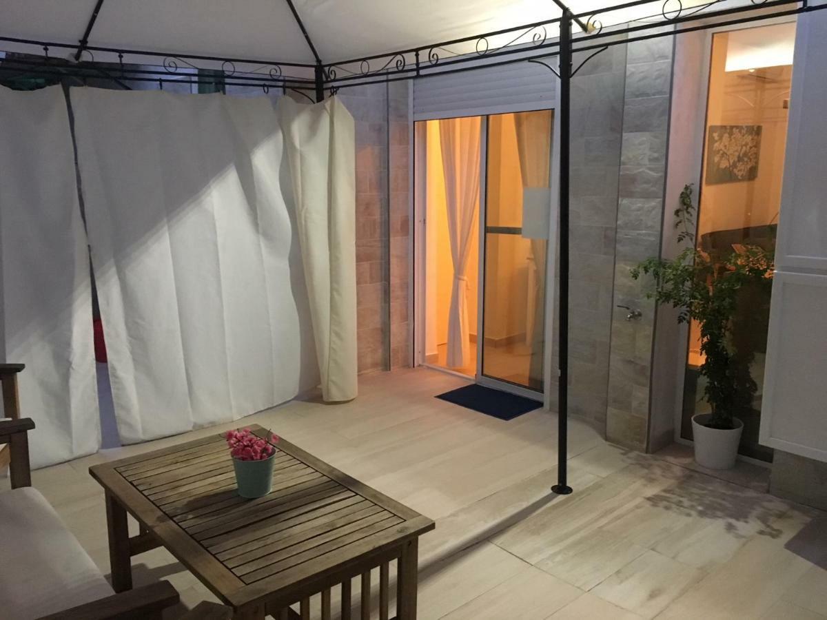 Apartamento Los Naranjos De Santa Justa Sewilla Zewnętrze zdjęcie